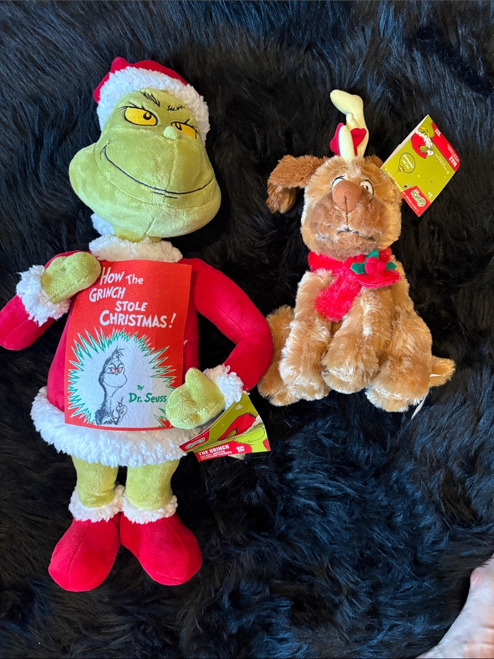 The Grinch Plush Holiday Greeter with Max Animated Plush